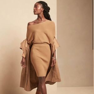 NWT Banana Republic Off Shoulder Dress in Camel